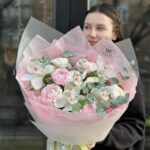 Орхідея в букеті для дитини: як обрати красиву композицію
